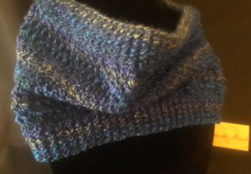 Tidal Waves Hand Knit Cowl