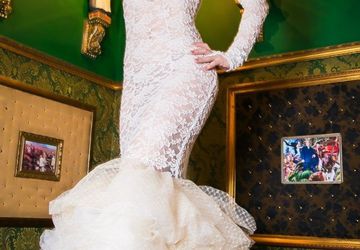 Fish silhouette white lace dress