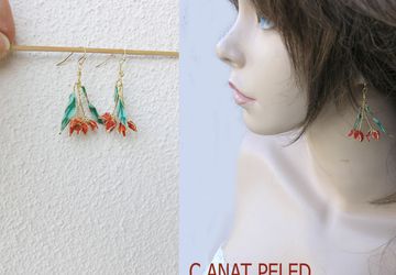 Flower earrings,  Botanical earrings, Orange earrings, Nature jewelry.