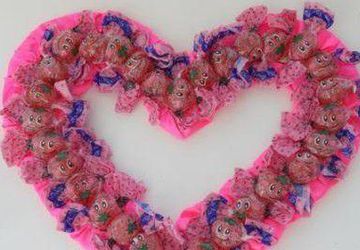 DIY heart with candies