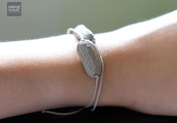 Unique Gifts - Concrete jewelry | Minimalist design | Sliding bracelet | CONTOURcrete series | Simple jewelry | Grey | 2 colors (Women)