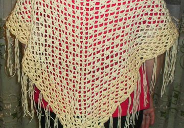 Hooked shawl