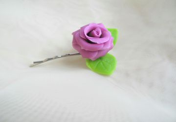 Bobby pin with rose (cold porcelain)