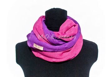 A neckwarmer "Lily"