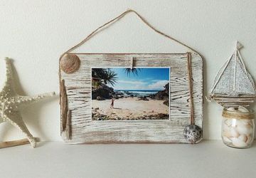 Coastal Rustic Frame