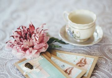Claret-coloured Peony pin