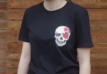 UNISEX Skull T-Shirt