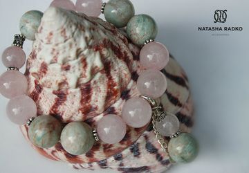 Wristlet with natural amazonite and rose quartz