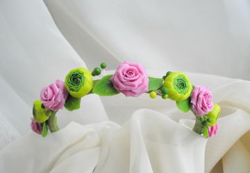 Wreath headband with flowers (cold porcelain)