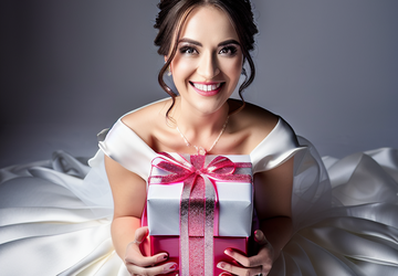 How to make a gift for Wedding Gifts for Brides