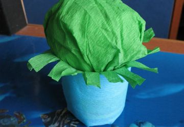 DIY bouquet of corrugated paper
