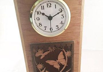 Butterfly clock