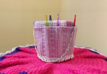 crochet hook & wool holder