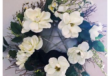 Magnolia pentagram wreath
