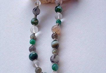 Wristlet with labradorite, quartz and agate