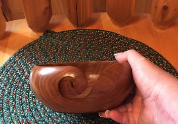 Yarn bowl