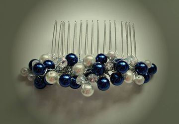 Navy and pearl haircomb