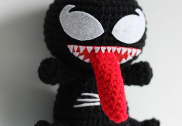 Venom Spiderman - Marvel - Plushie - Amigurumi - Stuffed Toy - Doll - Handmade - Softies - Gift Baby Crochet Knit Plush - Characters Cosplay