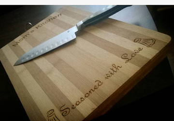 Mom's Kitchen Cutting board