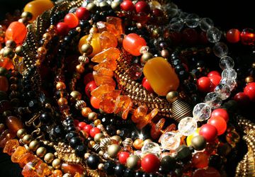 How to make a pendant necklace