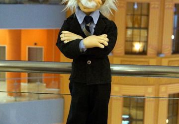 Designer's puppet "Einstein"