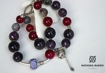 Wristlet with amethyst and agate