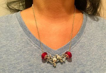 Minimalist Kissing love birds necklace Silver bird charm pendant two birds necklace anniversary gift for her