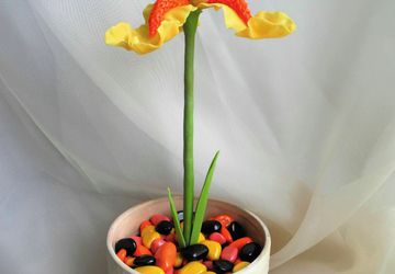 Indoor everblooming Iris flower (cold porcelain)