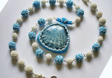 A necklace "Blue Lagoon"