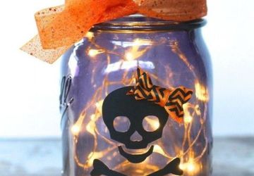 Amazing Ways to Decorate Mason Jars for Halloween