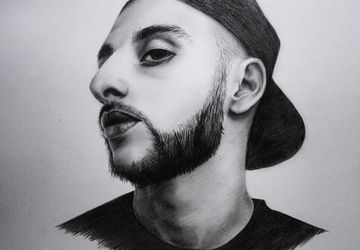 A portrait  of L'one singer