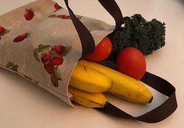 Personalized Strawberry Lunch Tote