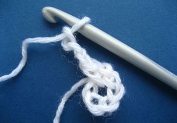 How To Crochet A Snowflake