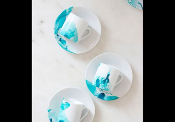 How to DIY Beautiful Marbling Mugs