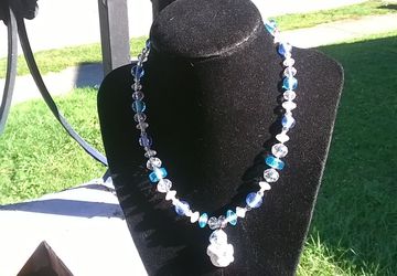 Snowman necklace and earrings