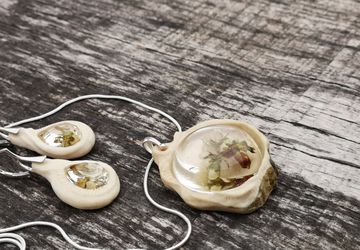 Moose antler and cherry bud jewelry set