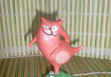 A toy cat "Dancer"