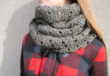 Fall / winter handmade crochet infinity scarf