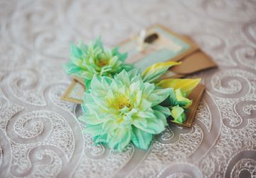 Mint set (pin and broach)