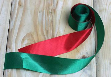 How To Make Christmas Bows