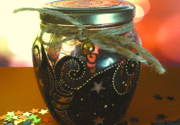 Decorative jar with bell