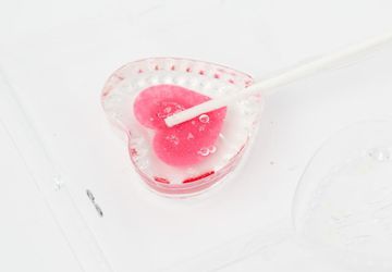 CUTE AND CREATIVE SOAP VALENTINES!