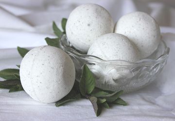 Migraine Soothing Bath Bomb