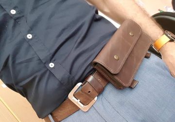 Leather mobile holder for belt