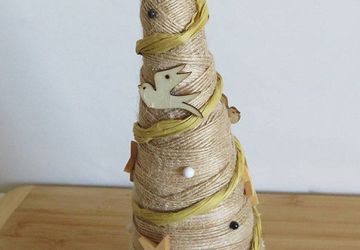 RUSTIC CHRISTMAS TREE DECOR, TABLE TOP CHRISTMAS TREE