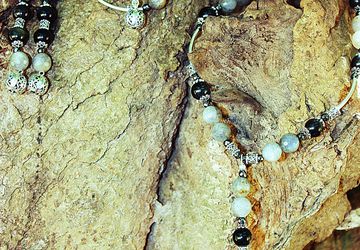 A set of jewelries with labradorite and hawk's-eye