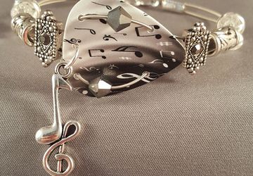 Guitar pick and guitar string bracelet "Grey Guitar"