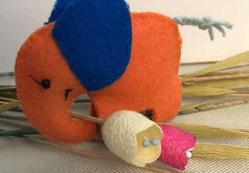 Make Your Own Elephant // DIY Sewing kit