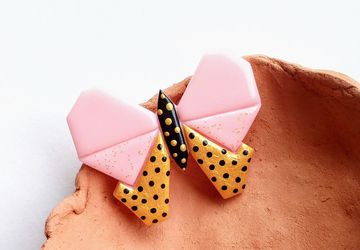 Pink butterfly brooch, geometric brooch, pink and gold, minimalist brooch, polymer clay brooch, butterfly jewelry, geometric butterfly pin