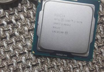 Authentic Intel CPU Keychain Creative Computer Charm Key Ring Gold Metal Chain